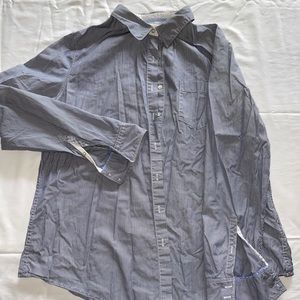 Women’s Gap Button Down
